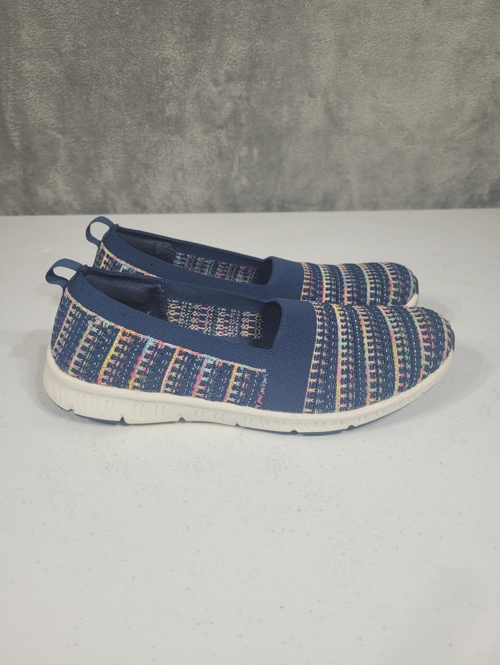 Sketchers Slip On Shoes Air Cooled Memory Foam Womens Size 8.5 Stretch Fit Knit